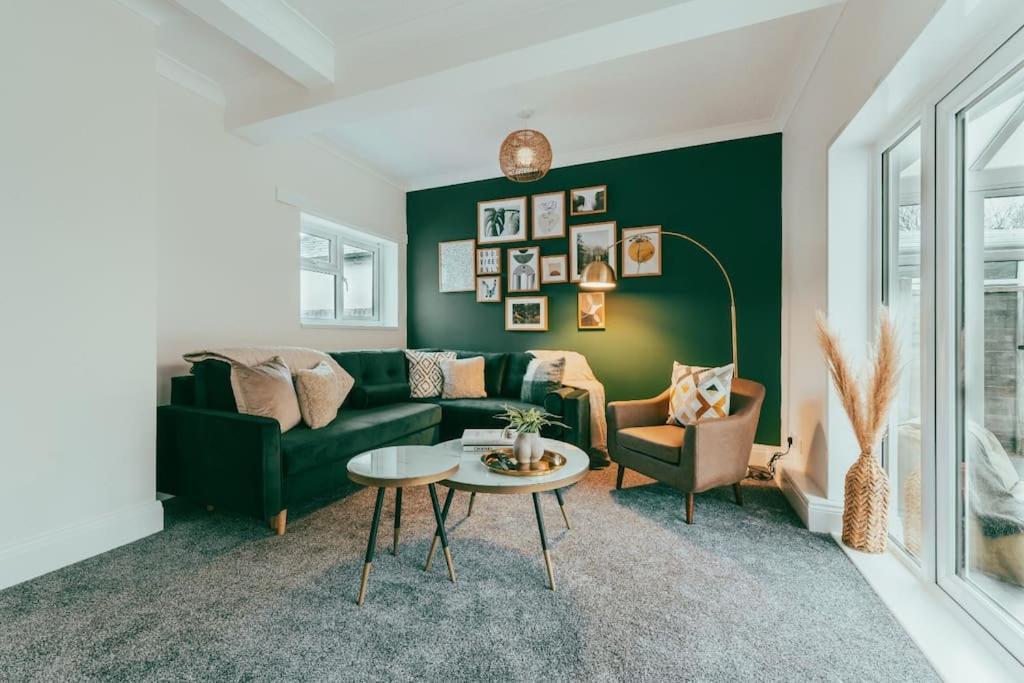 Evergreen Lodge-wyndale-4br Wparking Bham Nec Сasa de vacaciones *