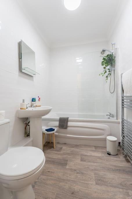 Evergreen Lodge-wyndale-4br Wparking Bham Nec * Birmingam